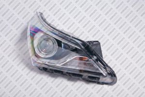 Фара правая UHD4L923695 UkorAuto