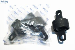 Сайлентблок рычага подвески arg121424 Arirang