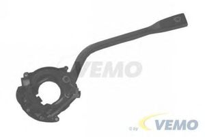 Переключатель стеклоочистителя; Выключатель на колонке рулевого управления