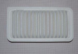 Фильтр воздушный TOYOTA AVENSIS 1.6-2.4 03-09