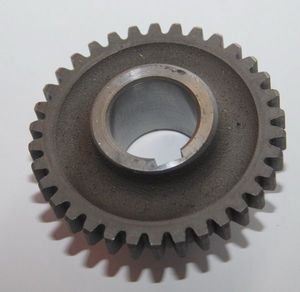 Шестерня КПП ВАЗ-2101 заднего хода ведущая 003772