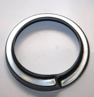 Чашка пружины ВАЗ-2101-07 верхняя подвески задней АвтоВАЗ