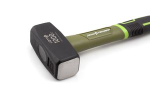 Кувалда с  фиберглассовой рукояткой 1000 г