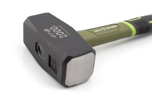 Кувалда с  фиберглассовой рукояткой 2000 г