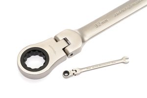 Ключ комбинированный трещоточный шарнирный 17 мм