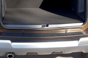 Накладка на порожек багажника (2 мм.)