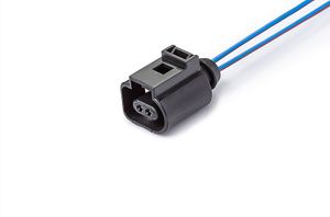 Разъем 1J0973702 (2pin) 2 контакта датчика детонации, температуры, износа тормозных колодок, включение ламп заднего хода ax956 Cargen Разъем 1J0973702 (2pin) 2 контакта датчика детонации, температуры, износа тормозных колодок, включение ламп заднего хода ax956 Cargen