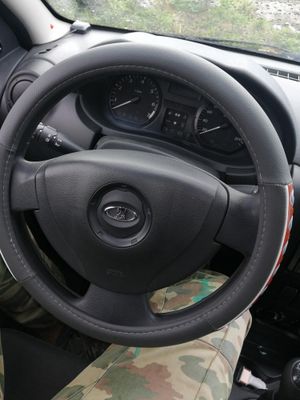 "Оплeтка ""М"" 38 см иск.кожа серая вставка дерево"