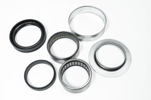 Подшипник промежуточный задней балки для Peugeot 306 1993-2003 KS559.08 Snr