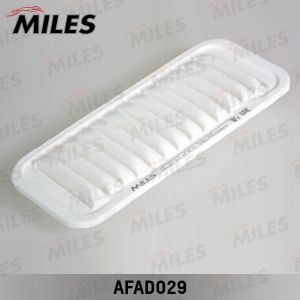 Фильтр воздушный Yaris/Peugeot 107/Citroen C1 101200029/1780123030/178010J020/C2610/GB932/AFAD029 AFAD029 Miles