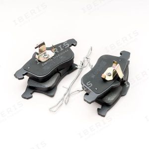 Колодки тормозные передние, комплект ib153079 Iberis