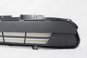 Решетка в бампер передняя нижняя Kia Sorento 3 UM 2015-2017 oem3708 O.E.M.