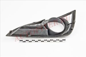 Решетка ПТФ бампера переднего правого MK