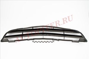 Решетка переднего бампера центральная MK