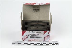 Тормозные колодки оригинал 0446633180 Toyota