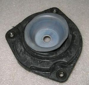 Опора стойки амортизатора E11 543209U01A Nissan