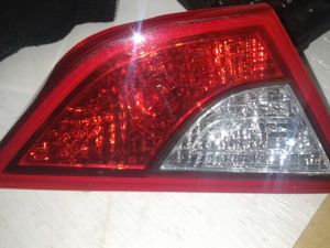 ФОНАРЬ ЗАДНИЙ ЛЕВЫЙ В КРЫШКУ БАГАЖНИКА 924033s020 Hyundai-Kia